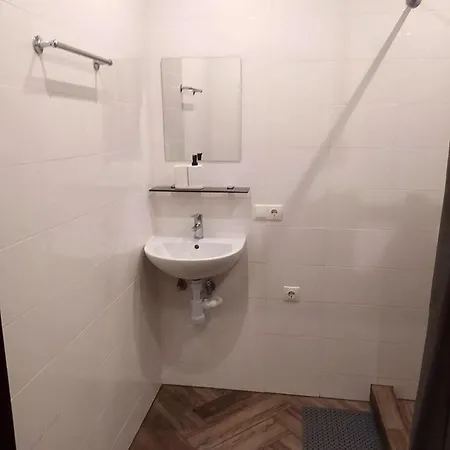 312 Nokitchen Sgl Apartment Riga